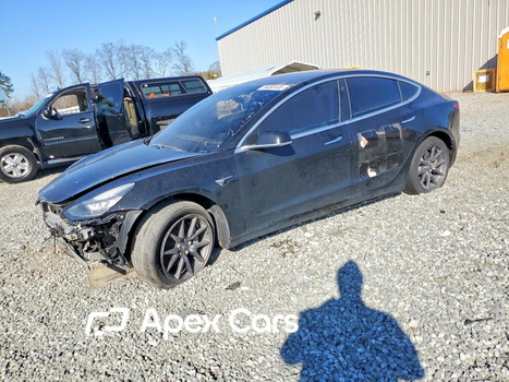 Tesla Model 3 2019 - Image 1 of 11