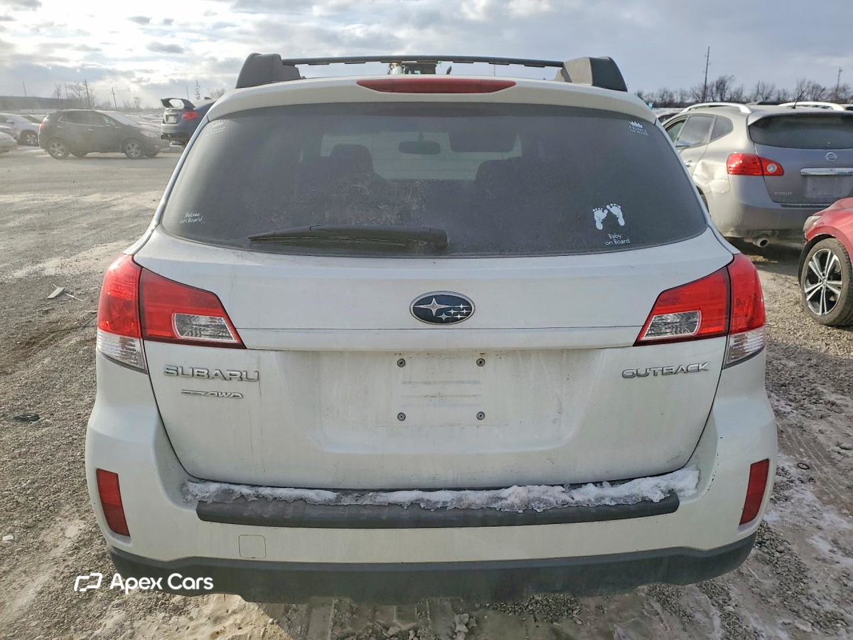 Subaru Outback 2011