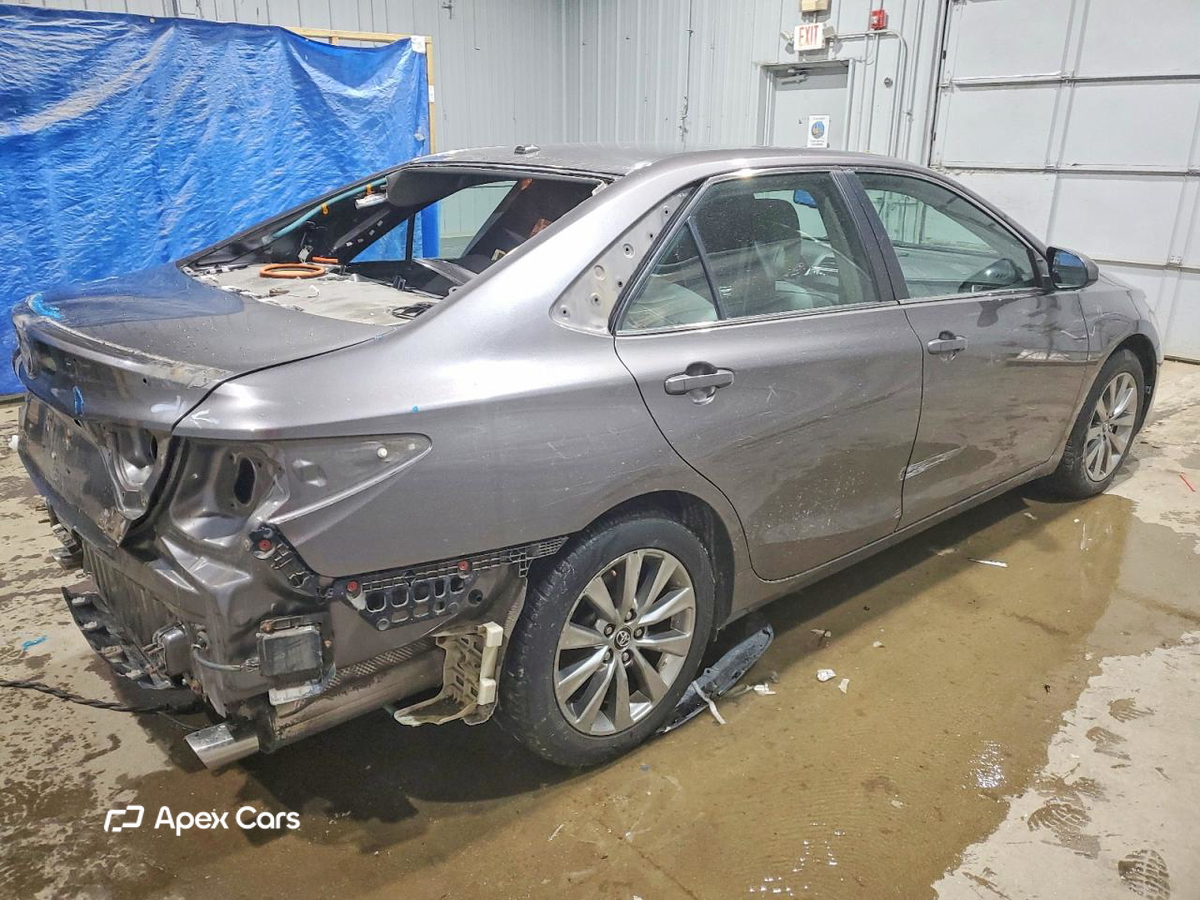 Toyota Camry 2017