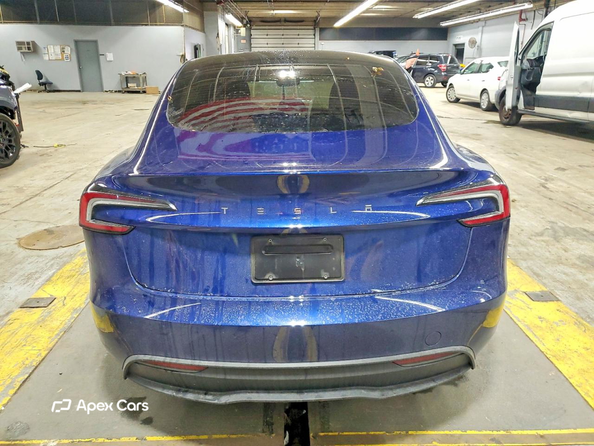 Tesla Model 3 2025