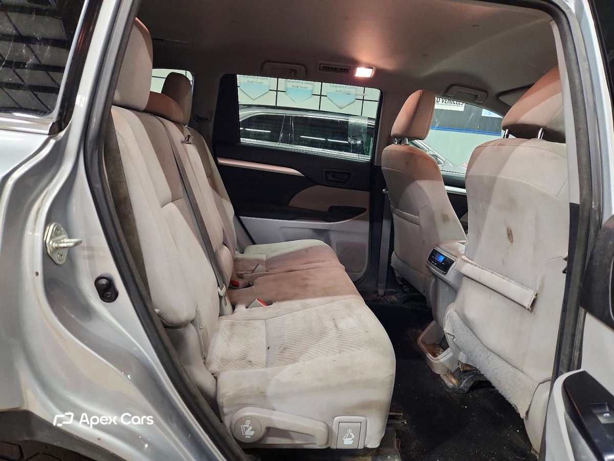 Toyota Highlander 2015