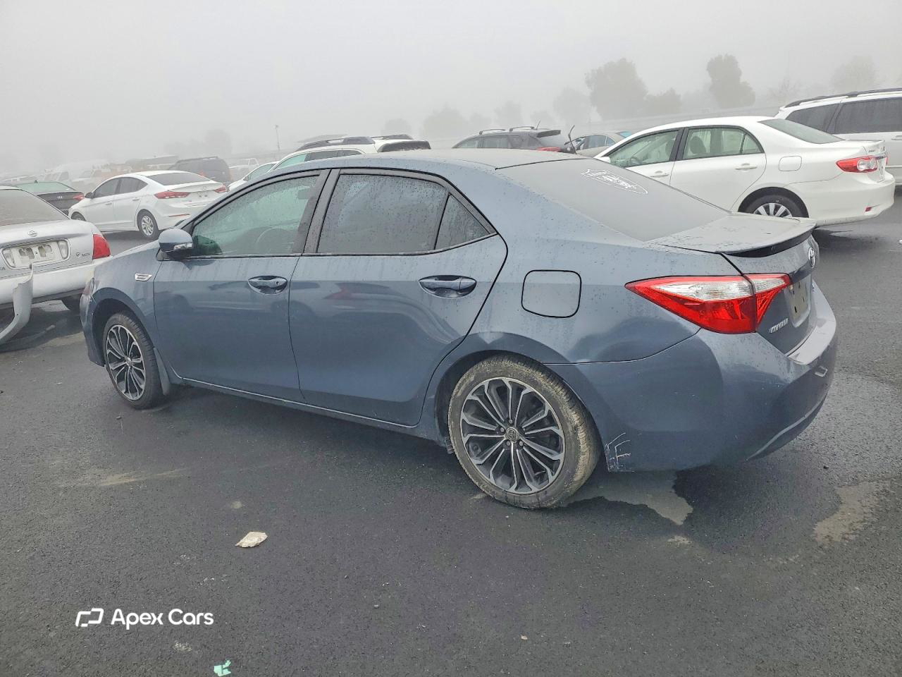Toyota Corolla 2015