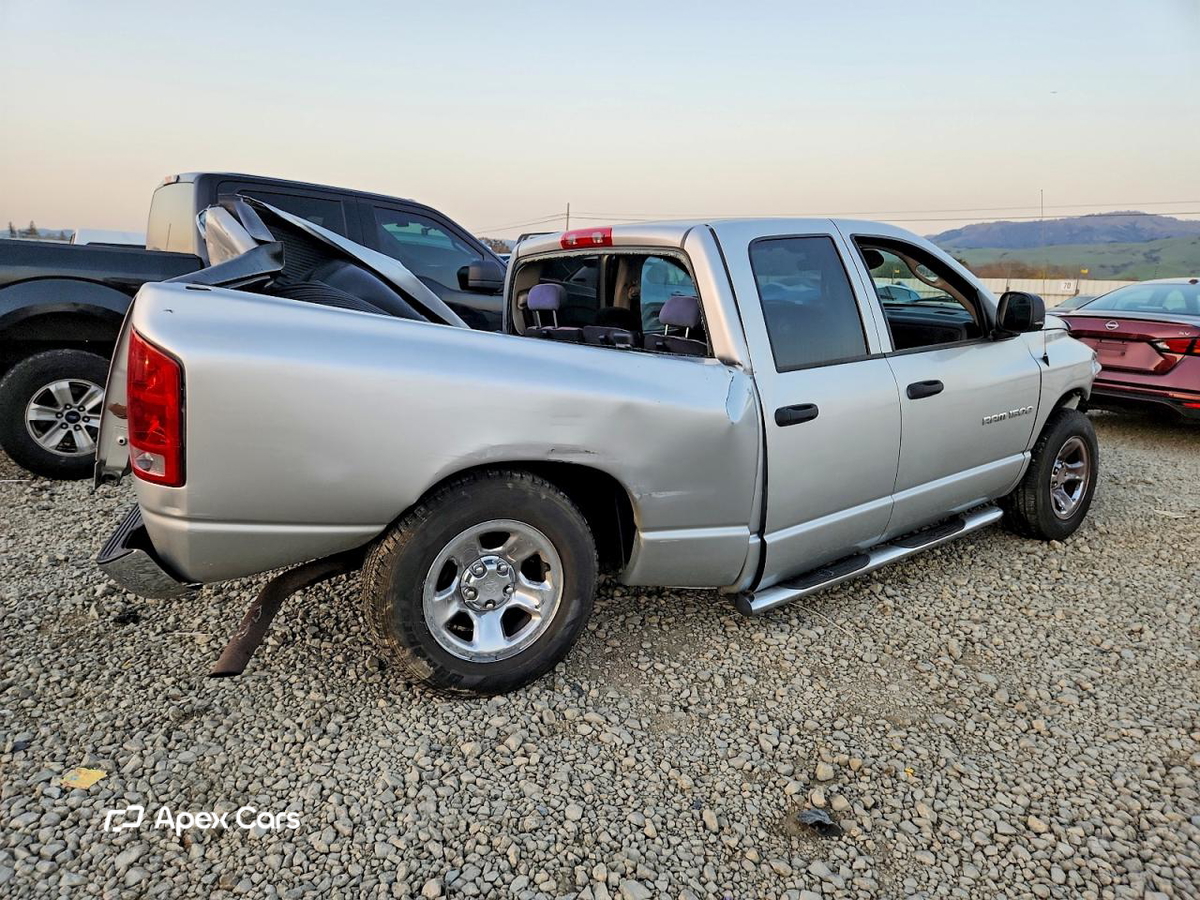 Dodge RAM 2004