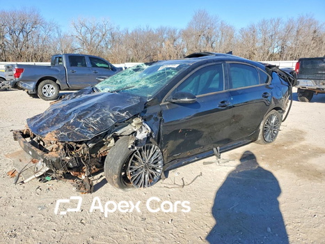 Kia Forte 2023 - Image 1 of 13