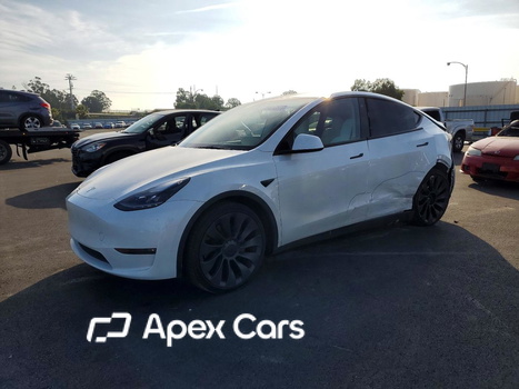 Tesla Model Y 2023 - Image 1 of 13