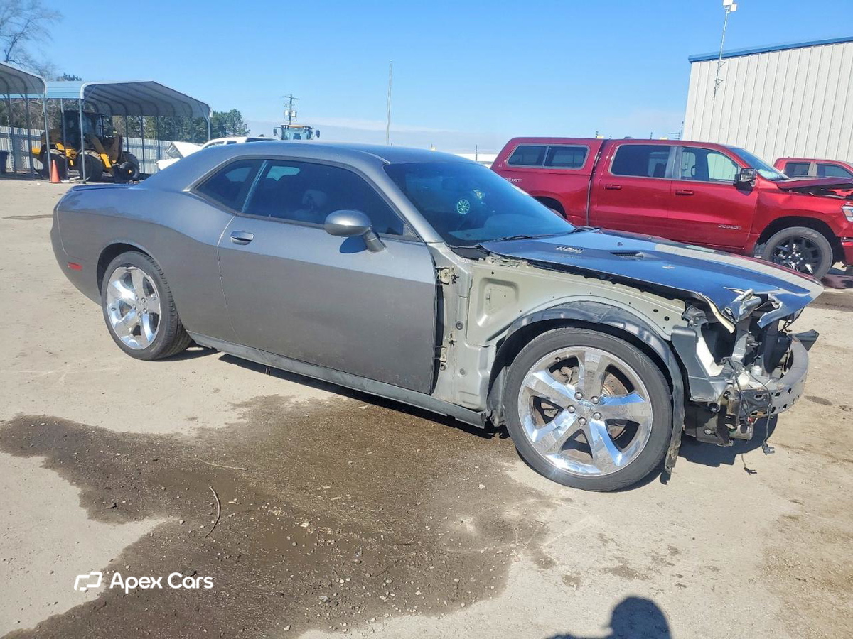 Dodge Challenger 2012