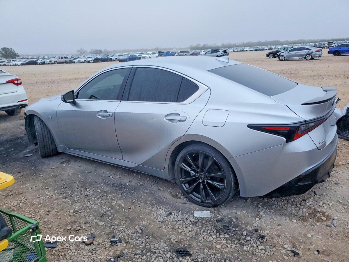 Lexus IS 2021