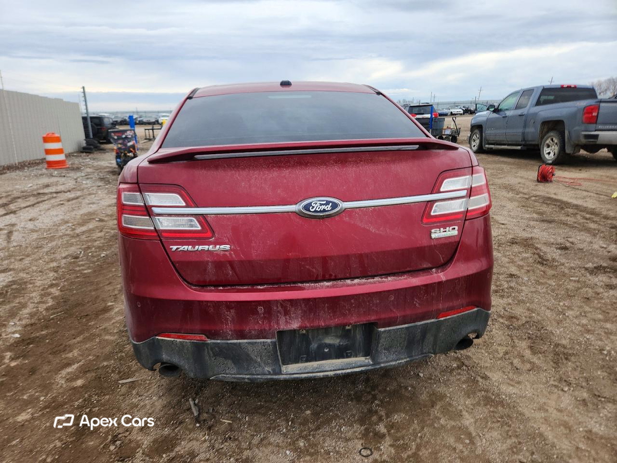 Ford Taurus 2015