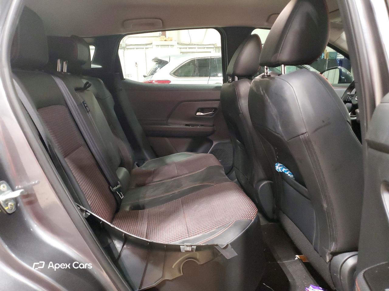 Nissan Kicks 2025