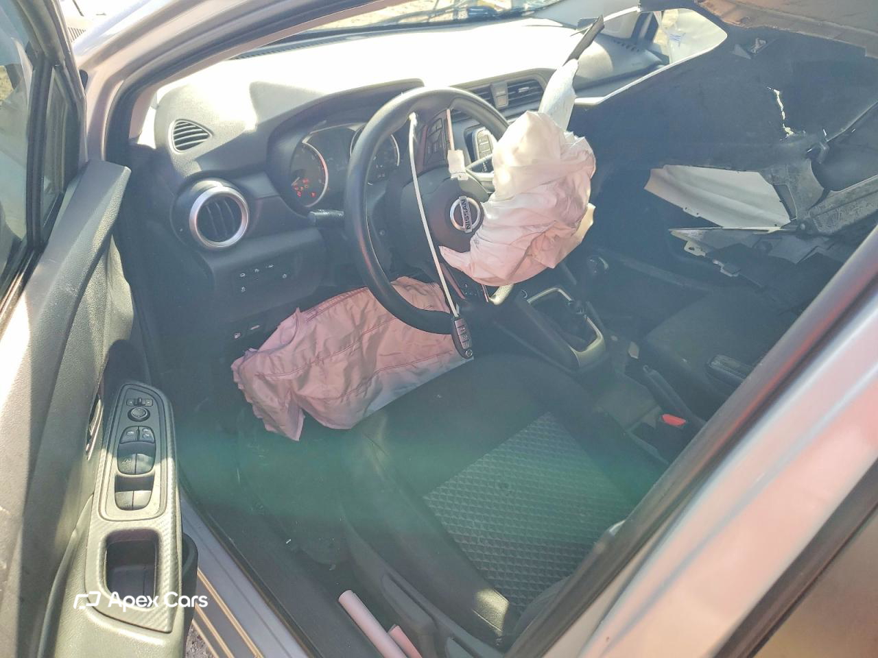 Nissan Versa 2021