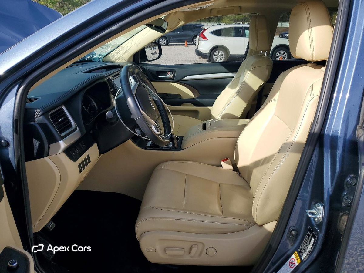 Toyota Highlander 2019