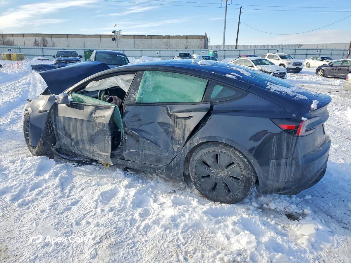 Tesla Model 3 2025