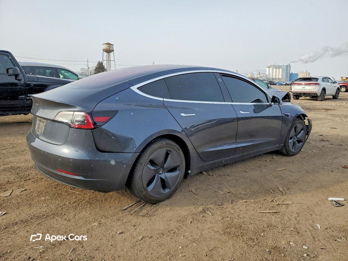 Tesla Model 3 2018