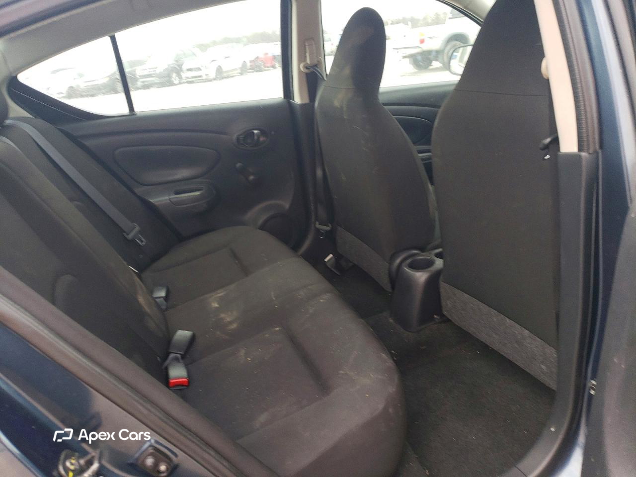 Nissan Versa 2015