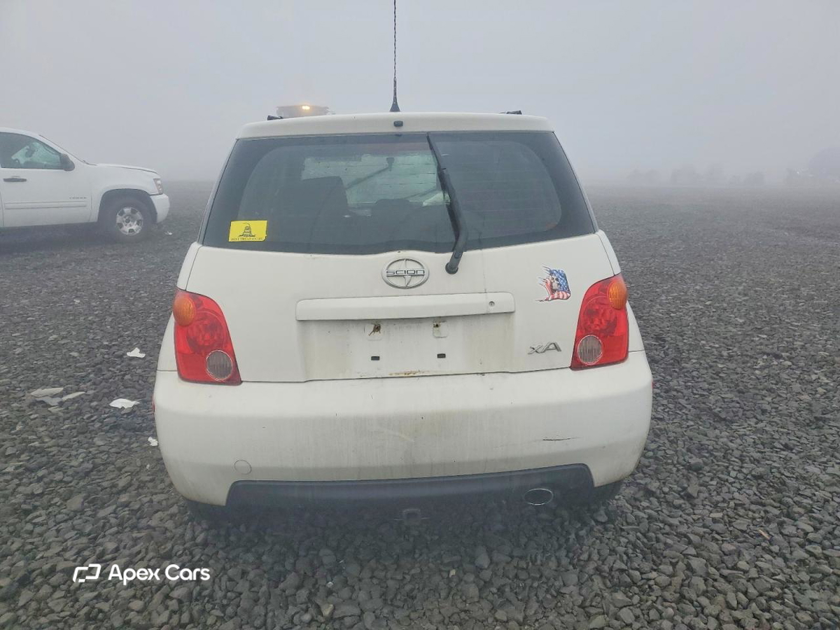 Toyota  2005