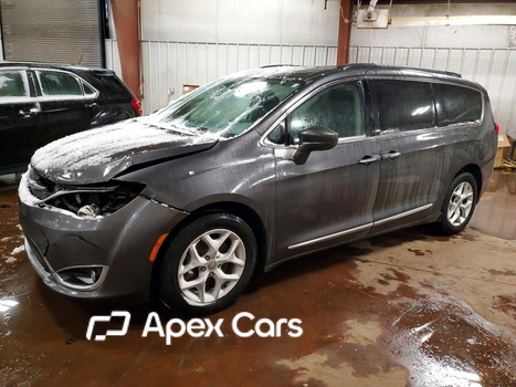 Chrysler Pacifica 2017 - Zdjęcie 1 z 13