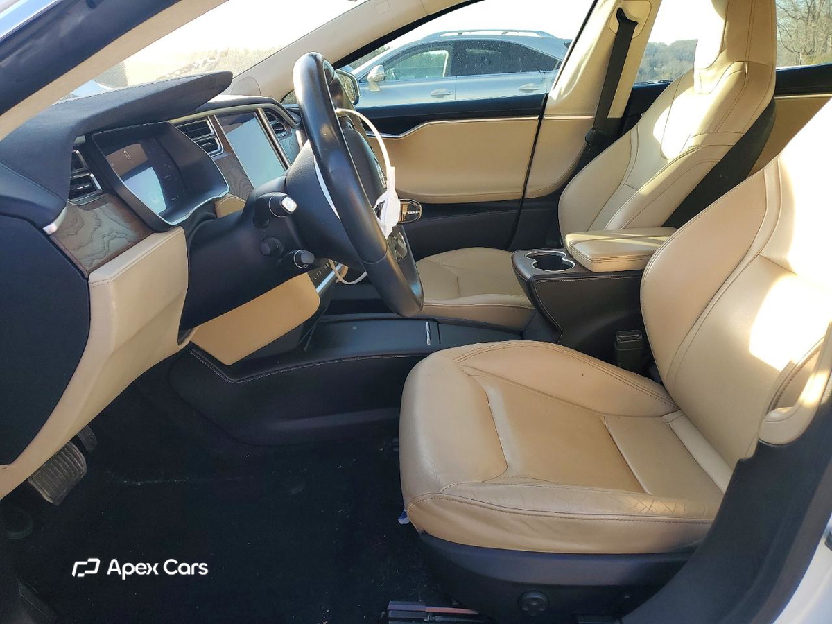 Tesla Model S 2016