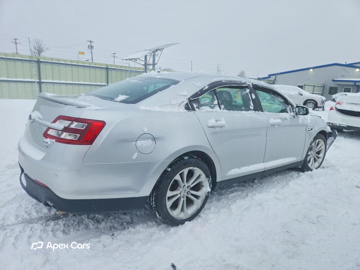 Ford Taurus 2013