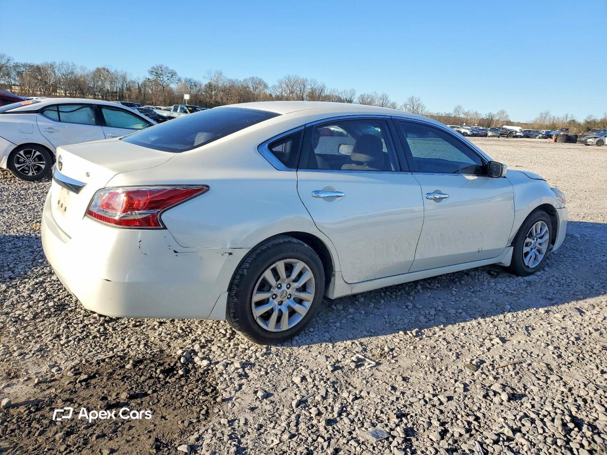 Nissan Altima 2015