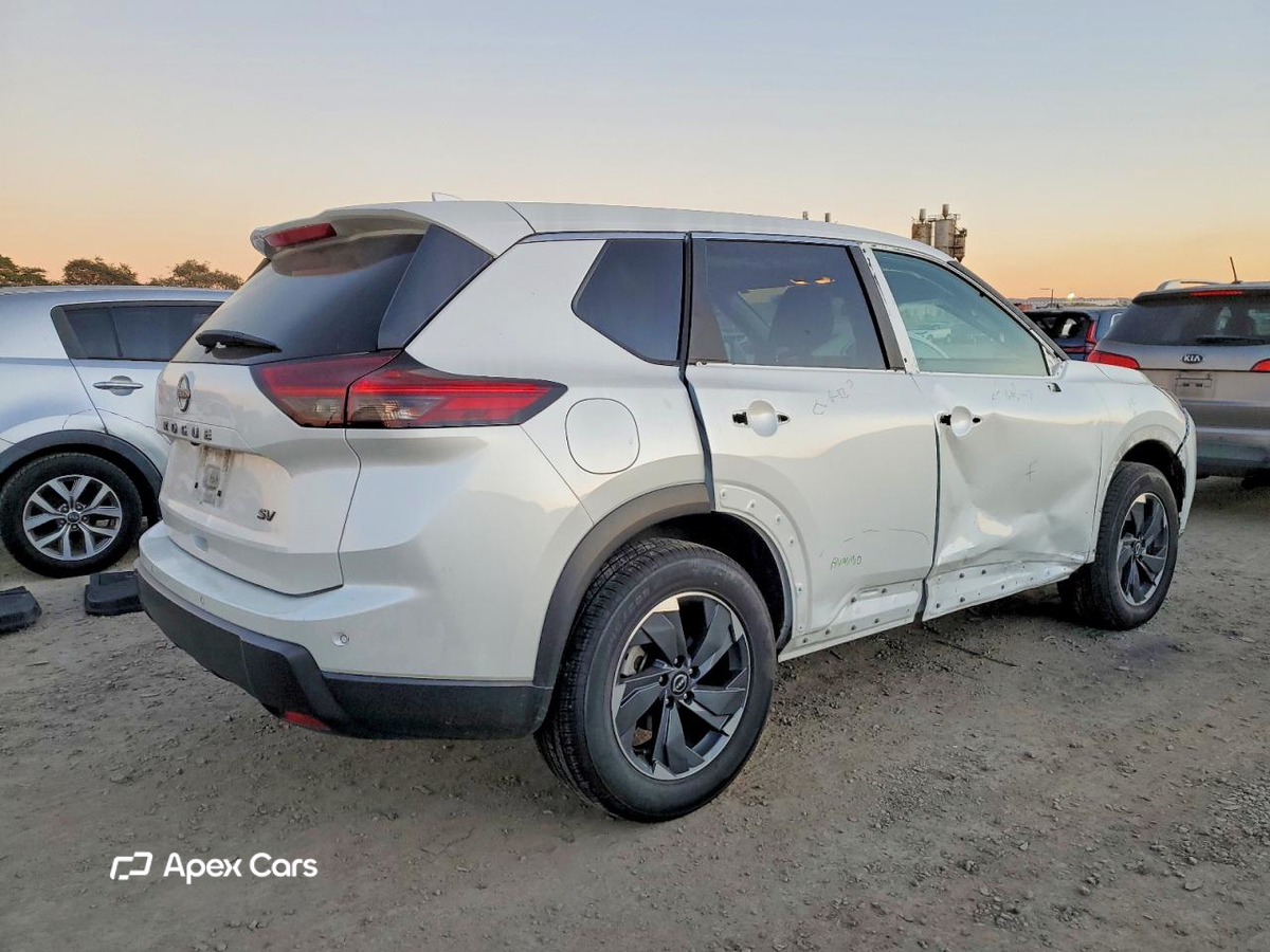 Nissan Rogue 2024