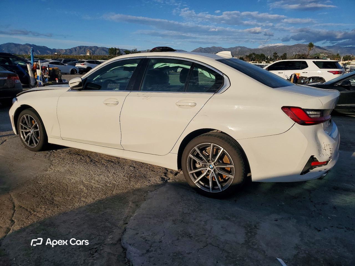 BMW Series 3 2022