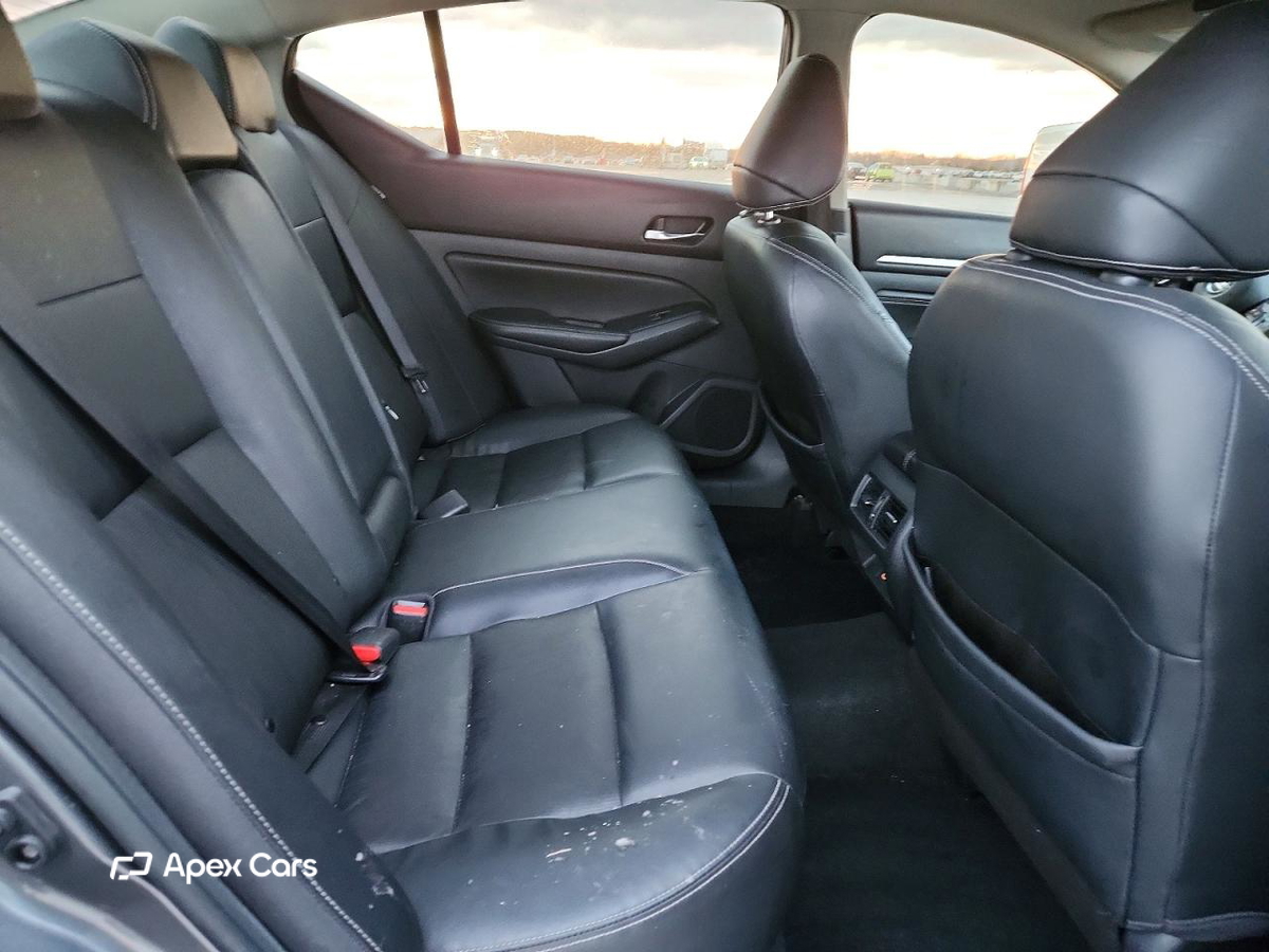 Nissan Altima 2019