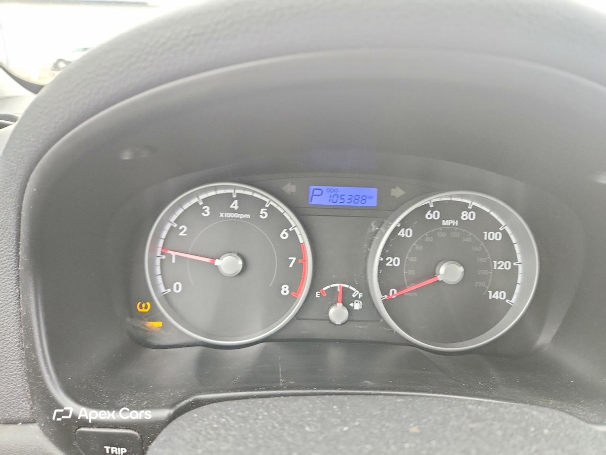 Hyundai Accent 2011