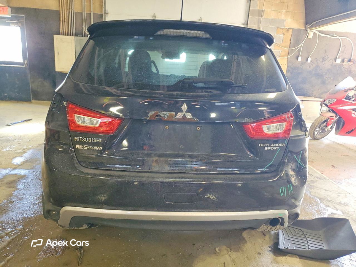 Mitsubishi Outlander 2014