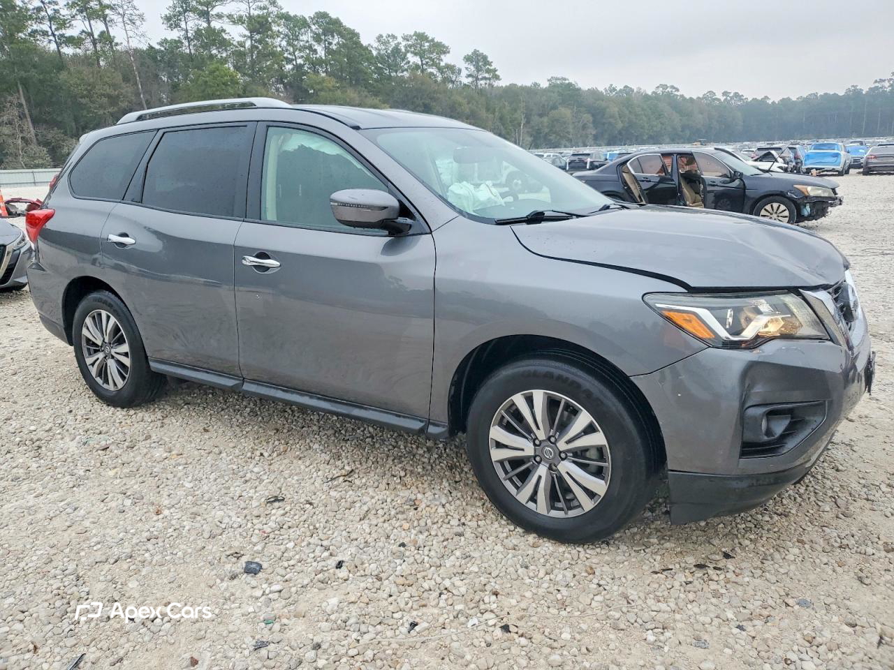 Nissan Pathfinder 2019