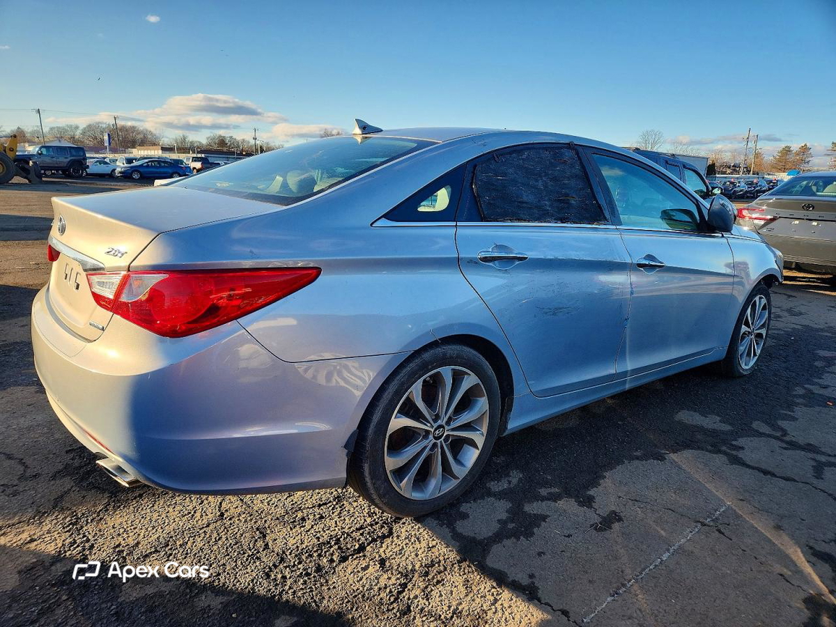Hyundai Sonata 2013