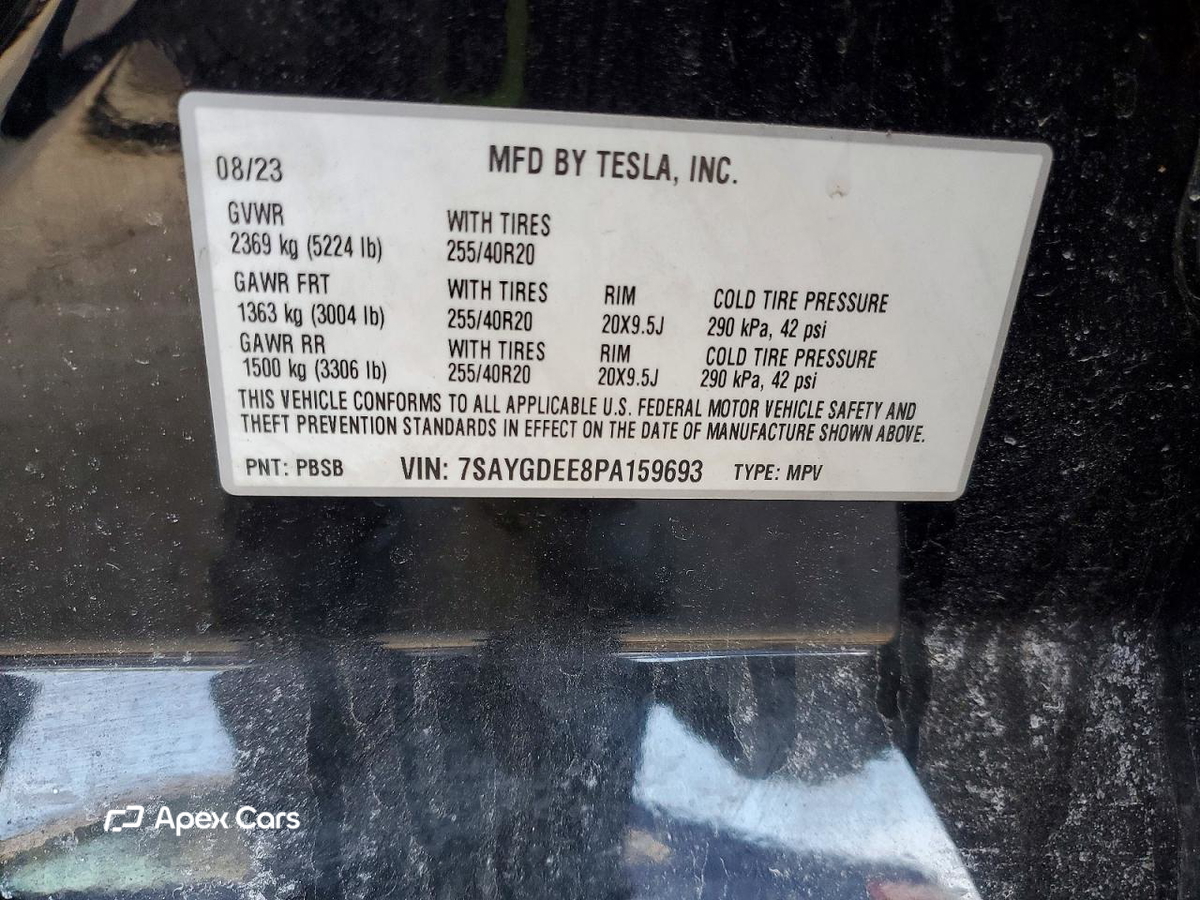 Tesla Model Y 2023