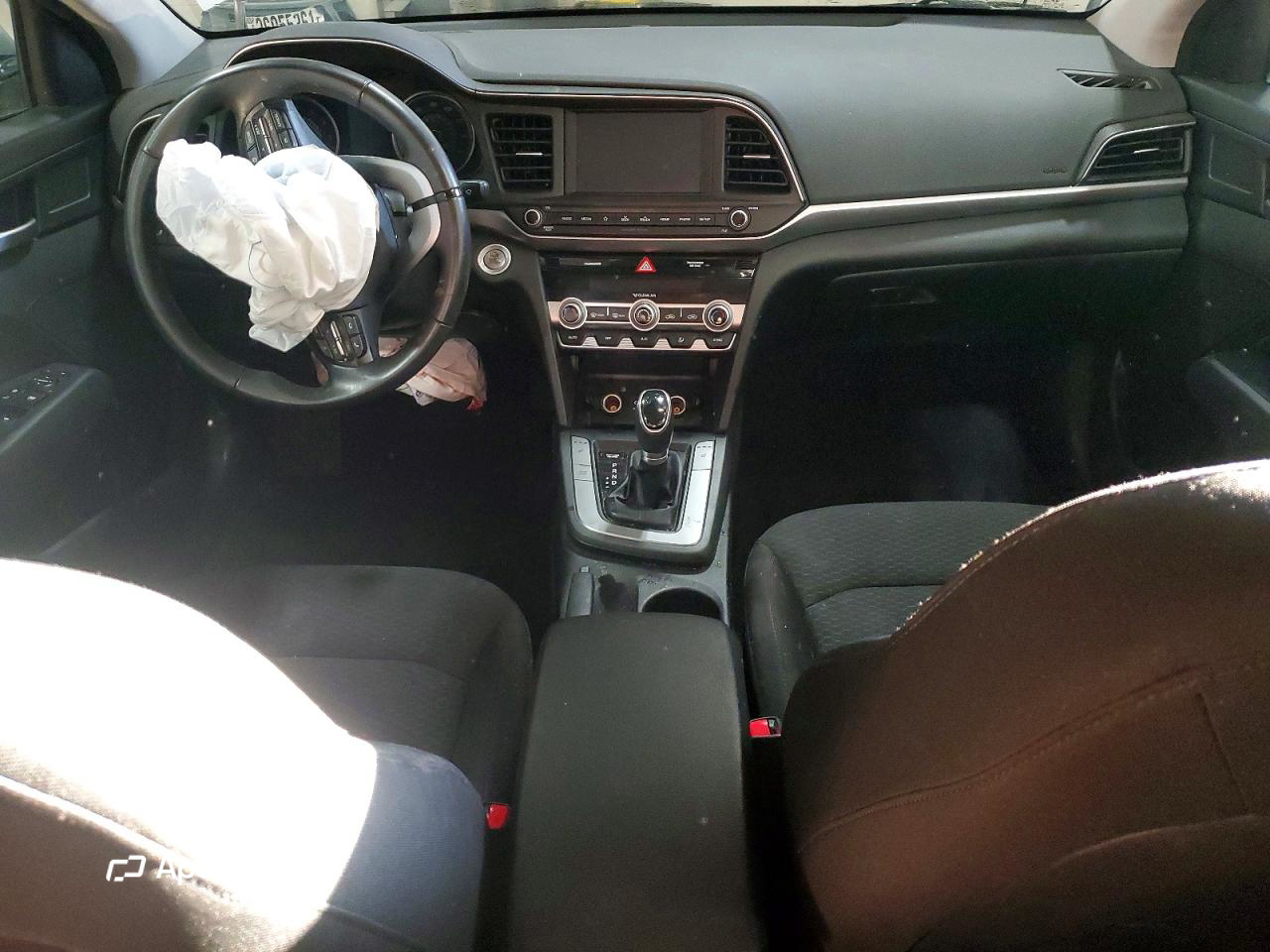 Hyundai Elantra 2020