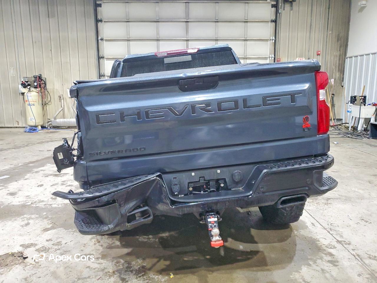 Chevrolet Silverado 2021