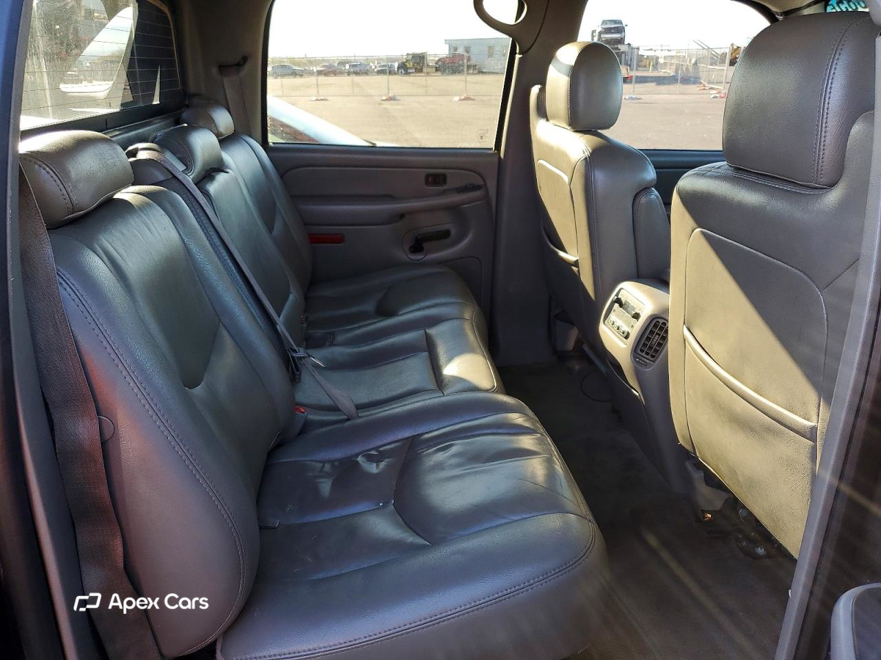 Chevrolet Avalanche 2004