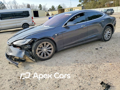 Tesla Model S 2018 - Image 1 of 14