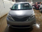 Toyota Sienna 2015