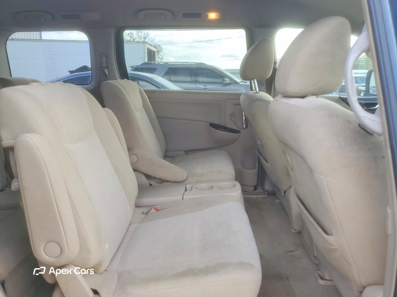 Nissan Quest 2011