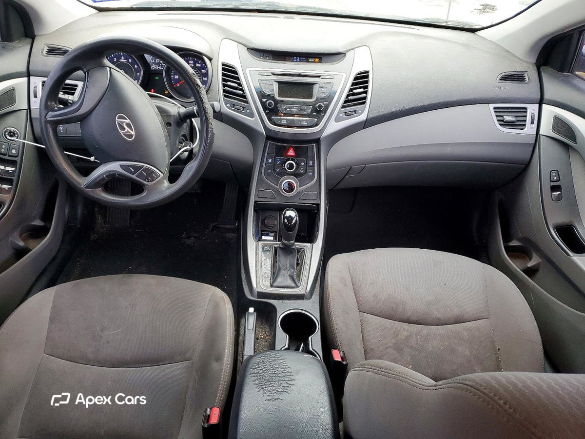 Hyundai Elantra 2016