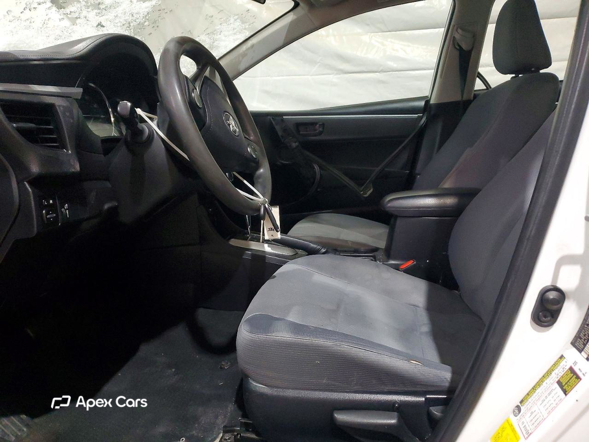 Toyota Corolla 2015