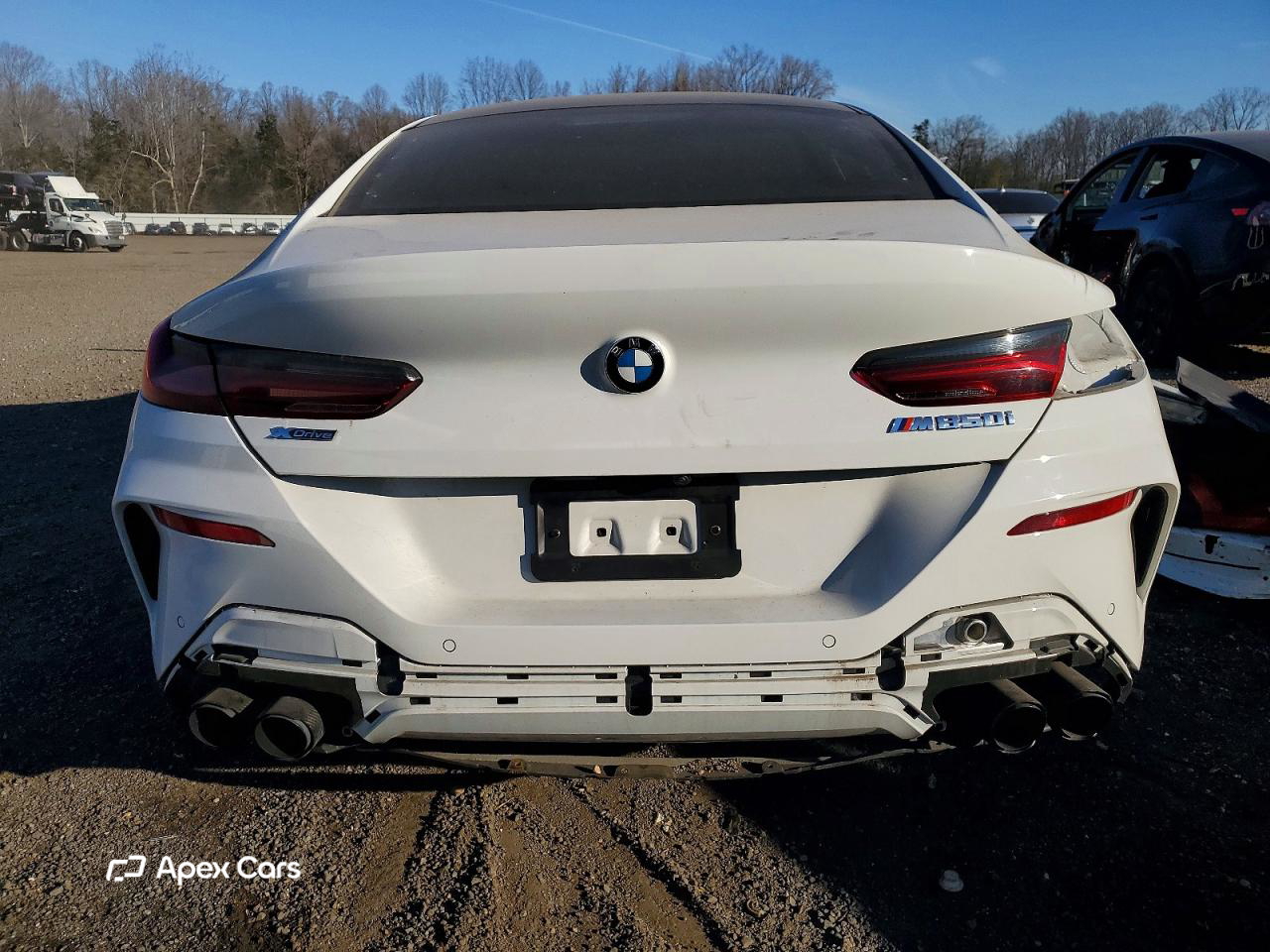 BMW M8 2023