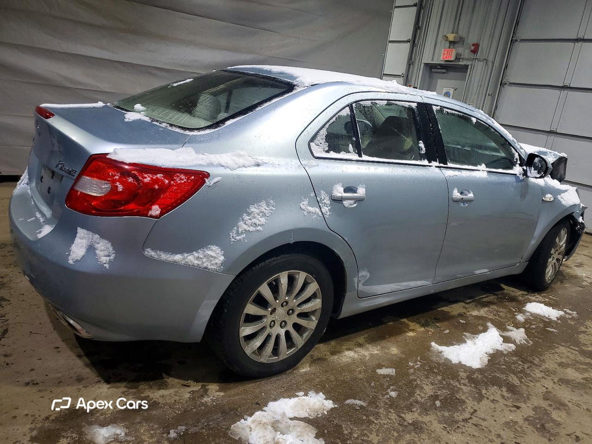 Suzuki Kizashi 2010