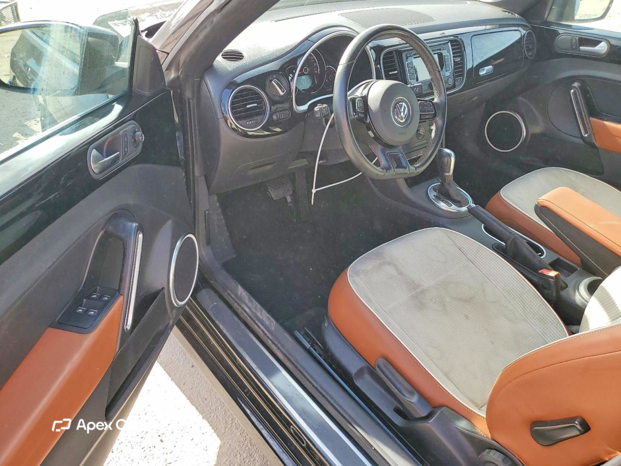 Volkswagen Beetle 2015
