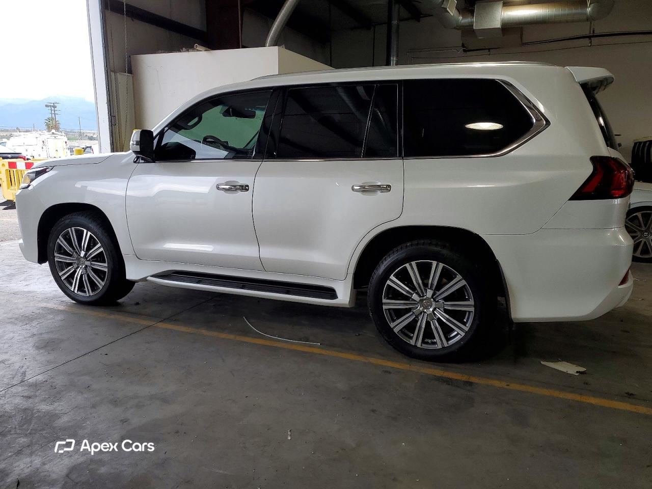 Lexus LX 2016