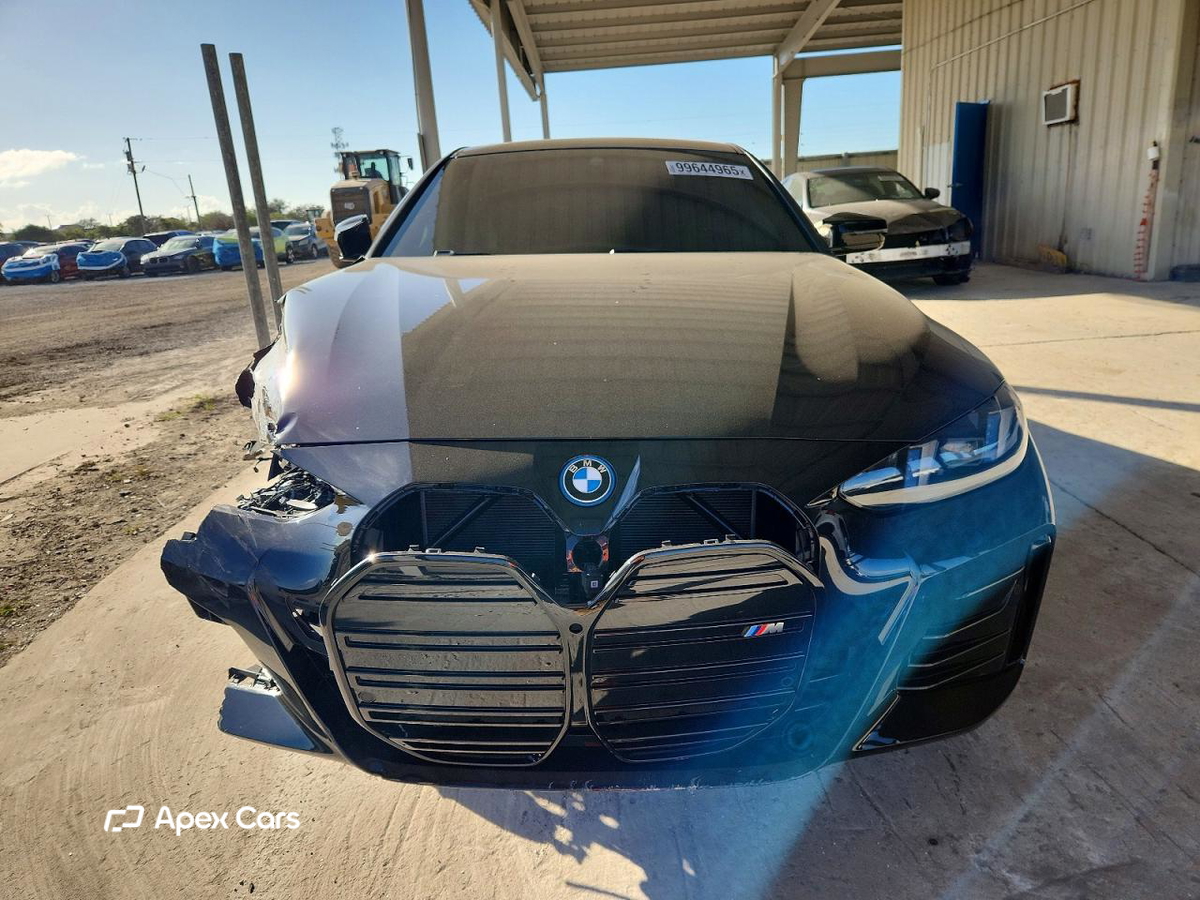BMW i4 2025