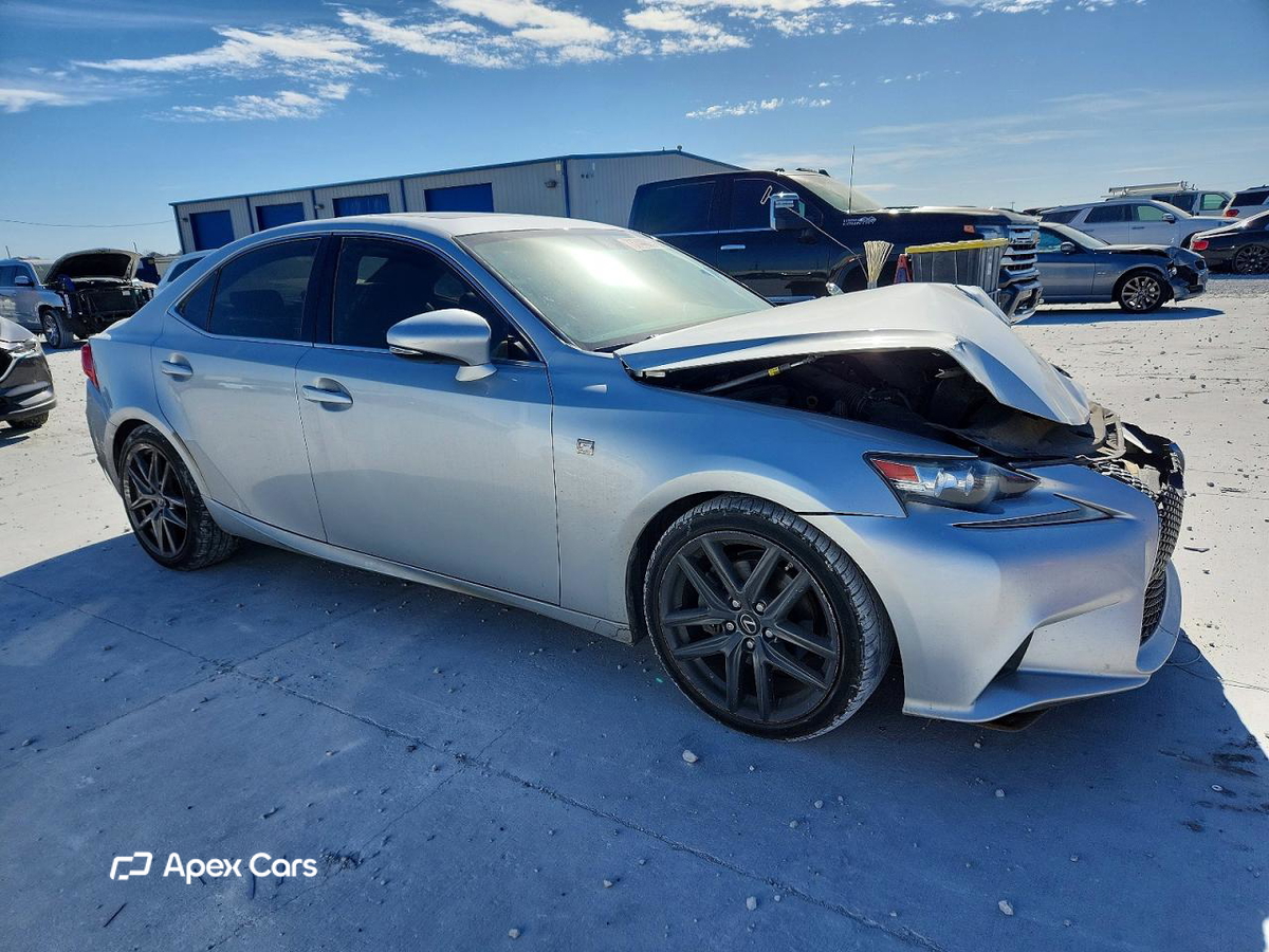 Lexus IS 2015