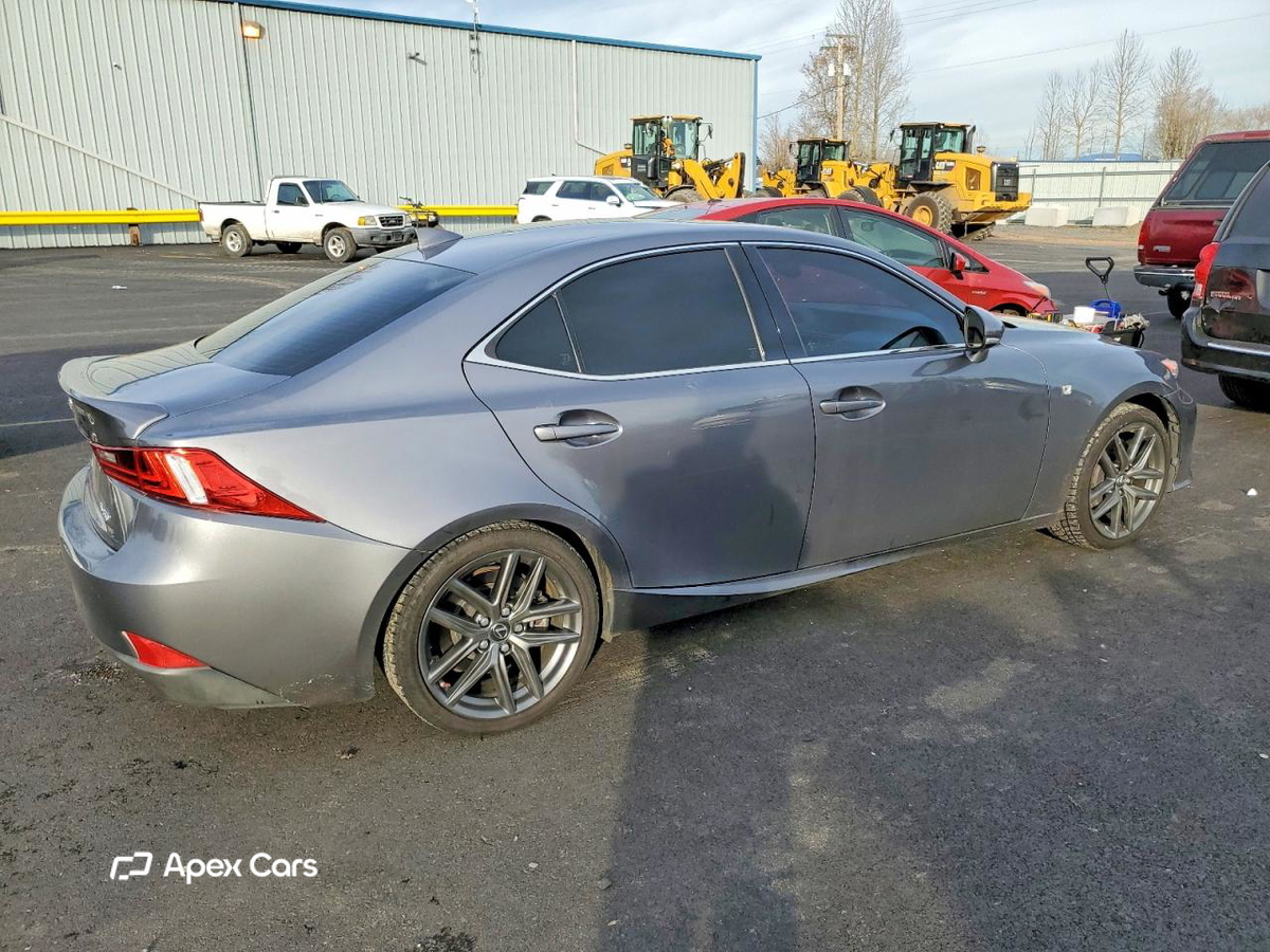 Lexus IS 2015