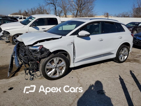 Audi Q4 e-tron 2023 - Image 1 of 5