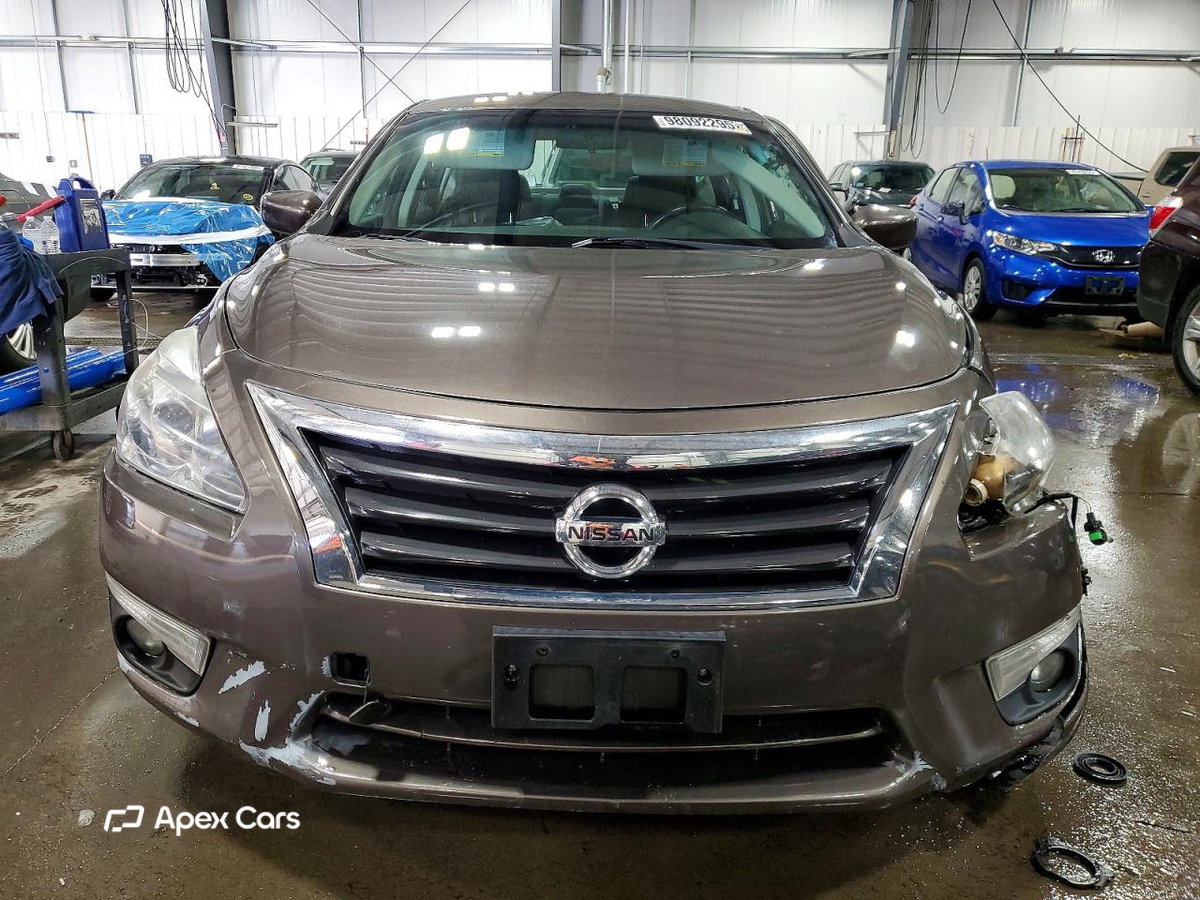 Nissan Altima 2015