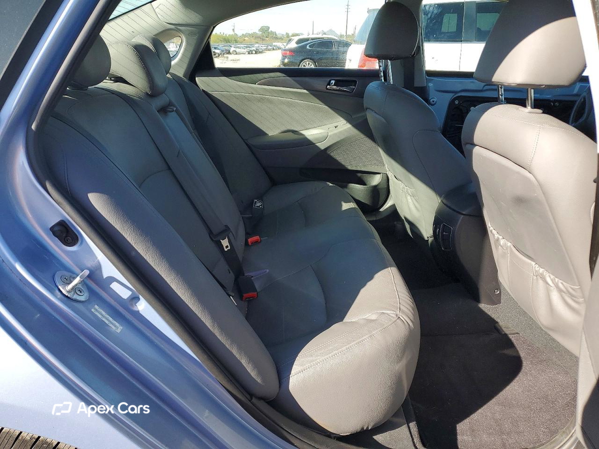 Hyundai Sonata 2013