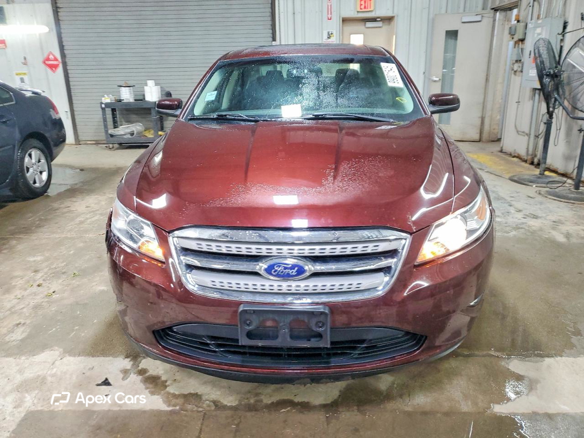 Ford Taurus 2012